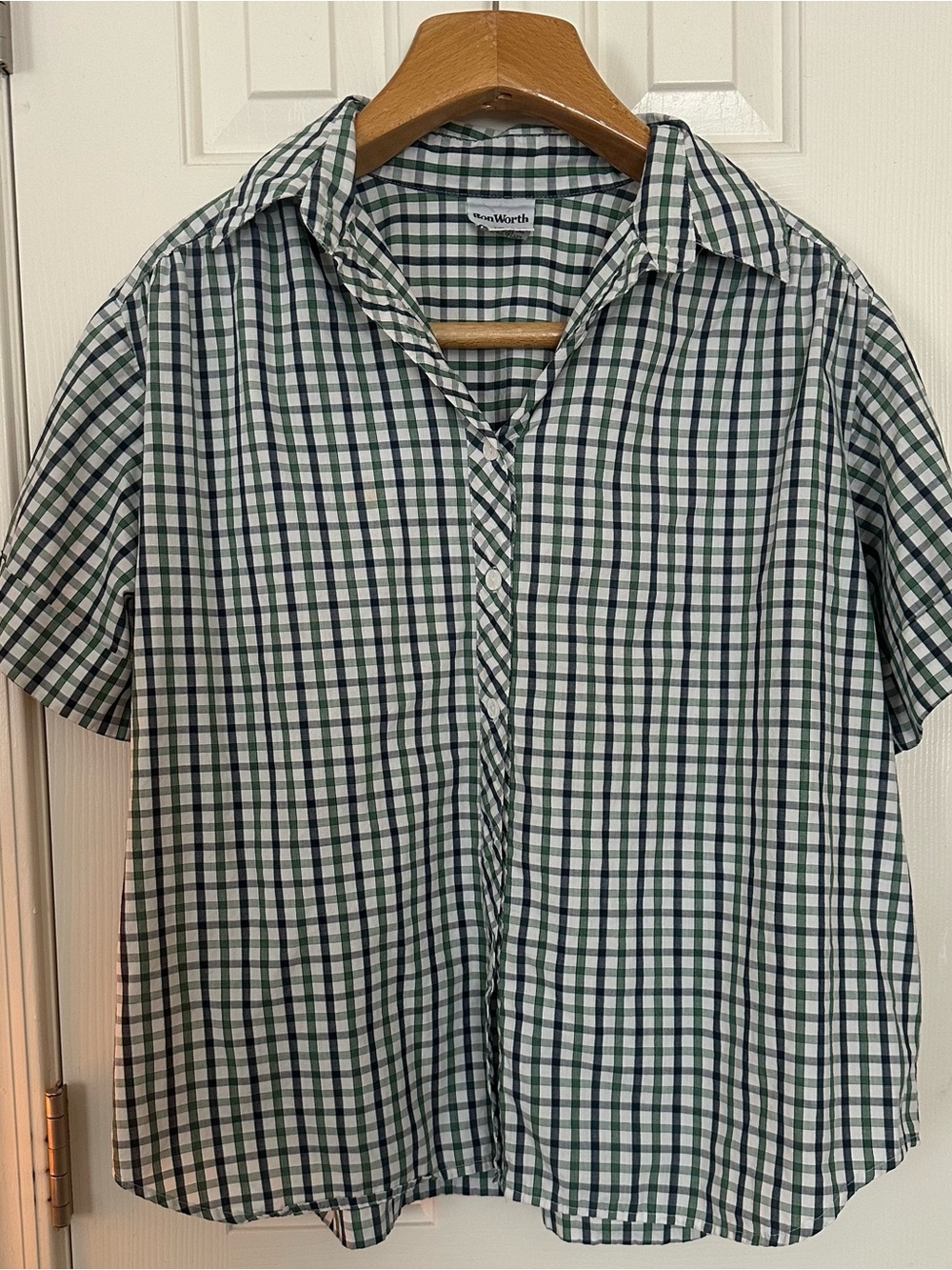 BonWorth Short-Sleeve Green and White Plaid Button-Down Shirt